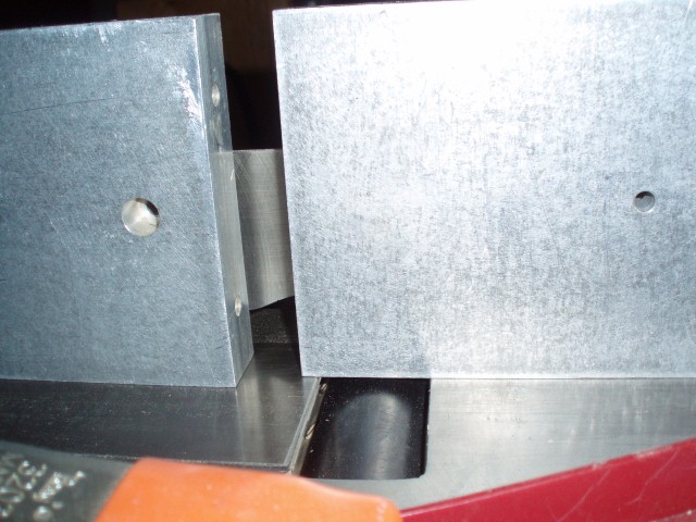 Checking Jointer Table Alignment,