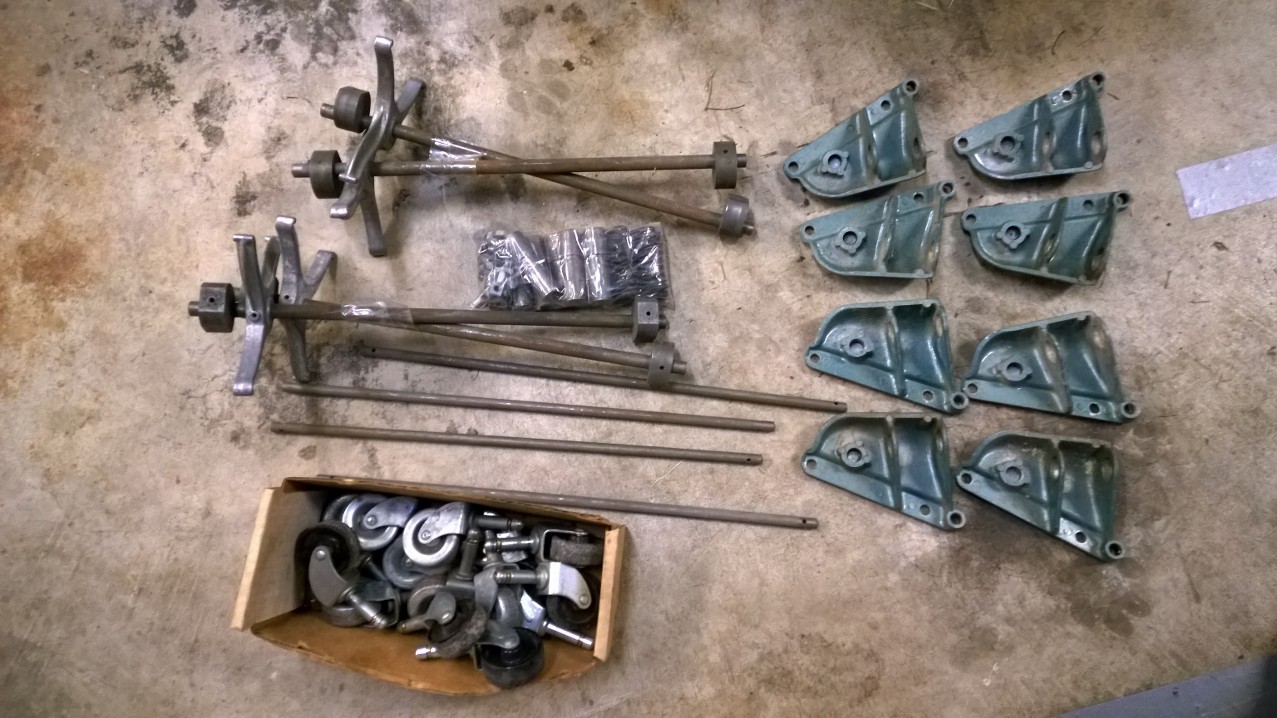 2 sets of greenie casters