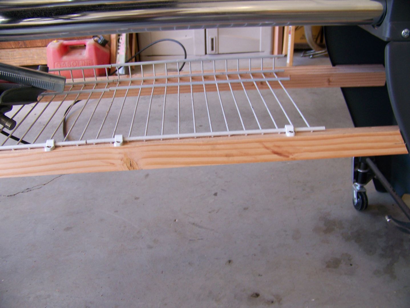 Under Rod Shelf.jpg