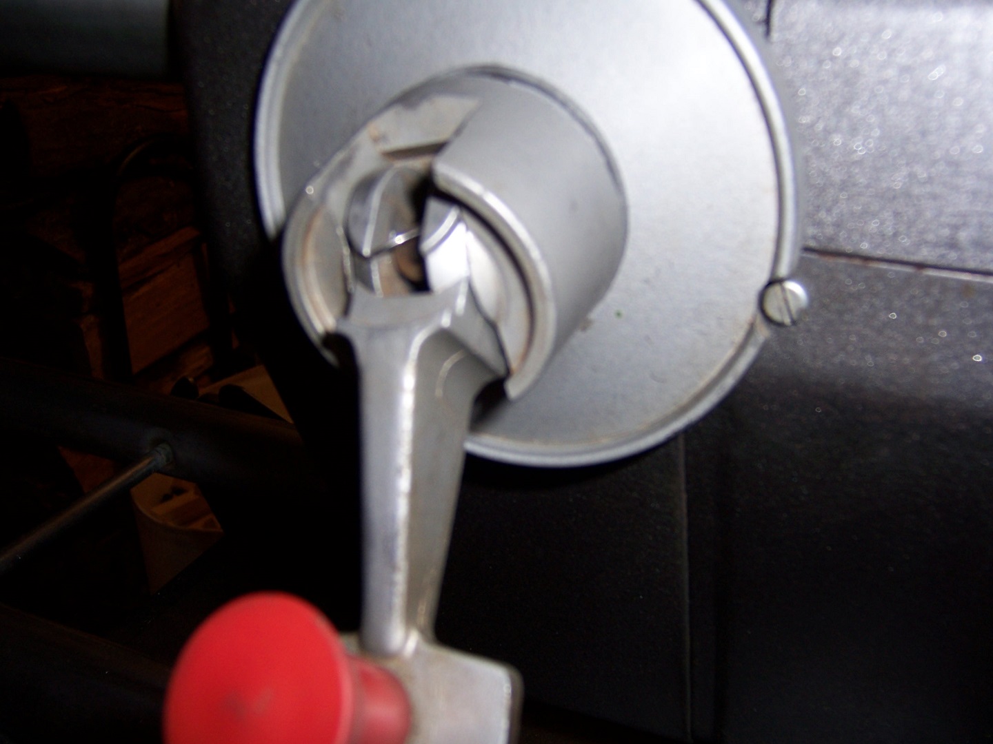 Shopsmith Head Stock Lock.jpg