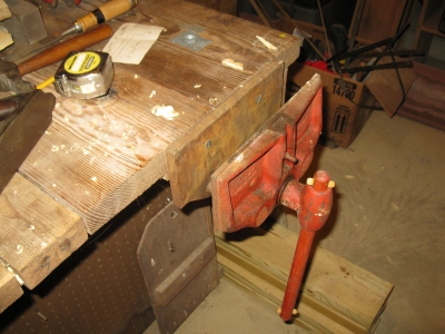Vise mount 2R.jpg