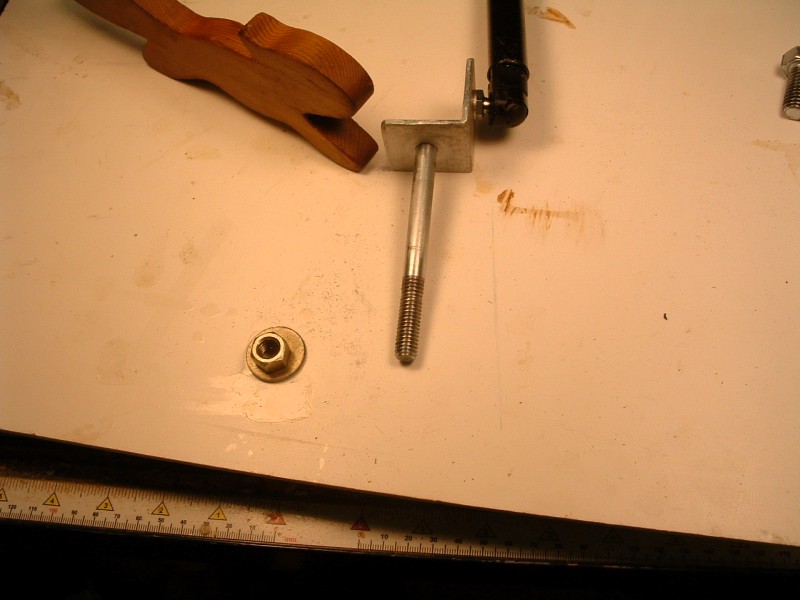 drill table lift lwr assembly.JPG