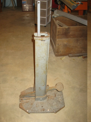 Stimson rivet press base_resized.jpg