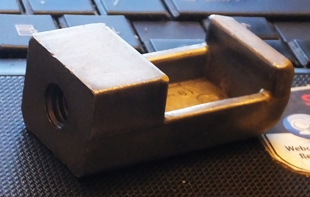 10ER rear clamp 2.jpg