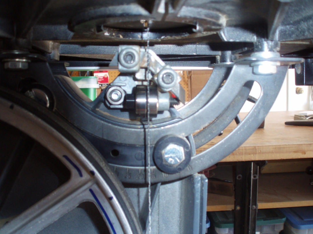 Bandsaw Trunnions 002 (Large).jpg