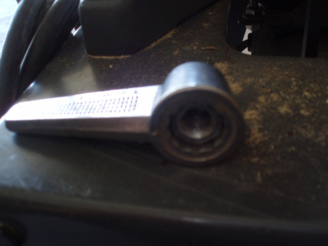 Bandsaw Trunnions 006 (Large).jpg