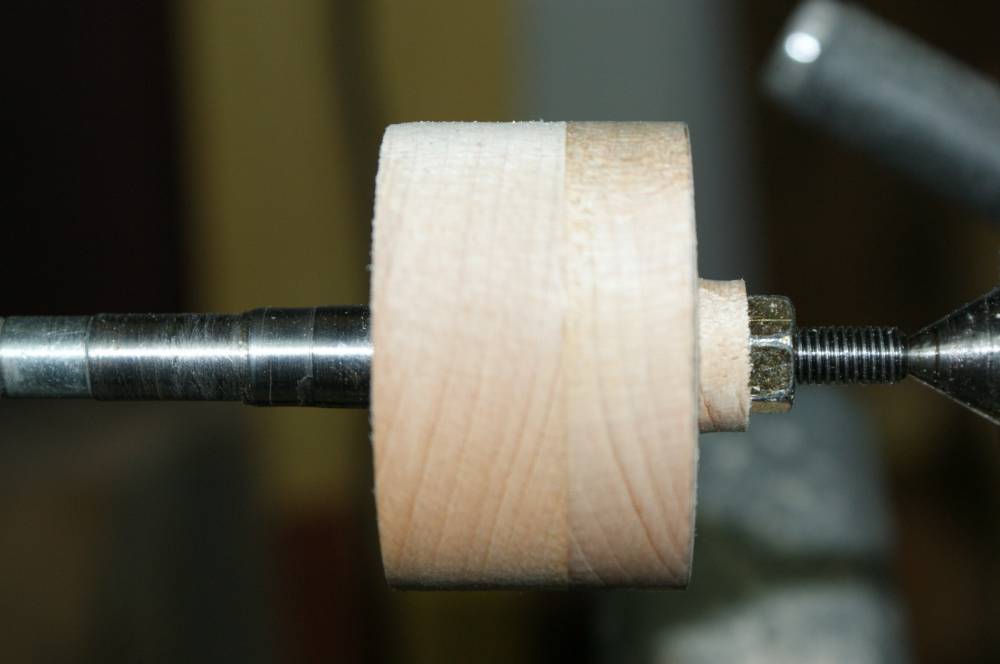 truing up the wheel.jpg