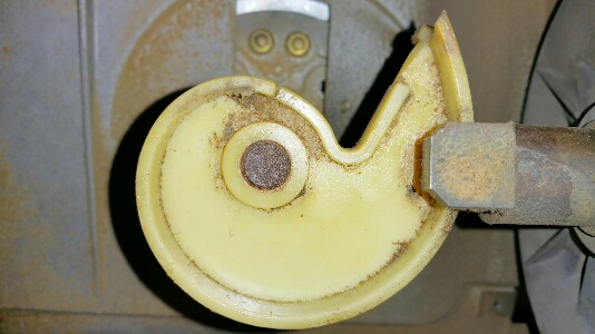 cleaned up control cam image. I guessing that the top isn't supposed to be "notched like that. I'll upload another file