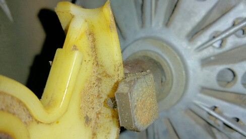 Better image of the notch in the control cam.