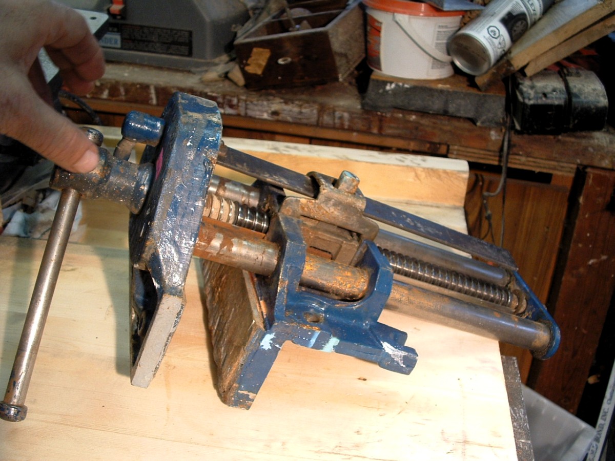 Vise quickrelease0.JPG