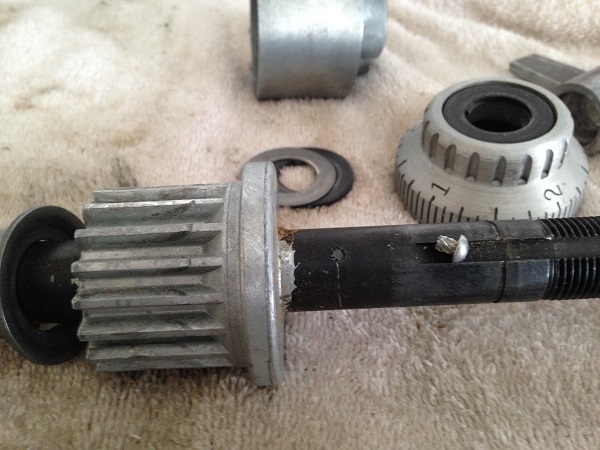 Quill Assembly with Broken Drive Screw SS.jpg