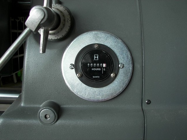 Hour Meter on Mark V.jpg