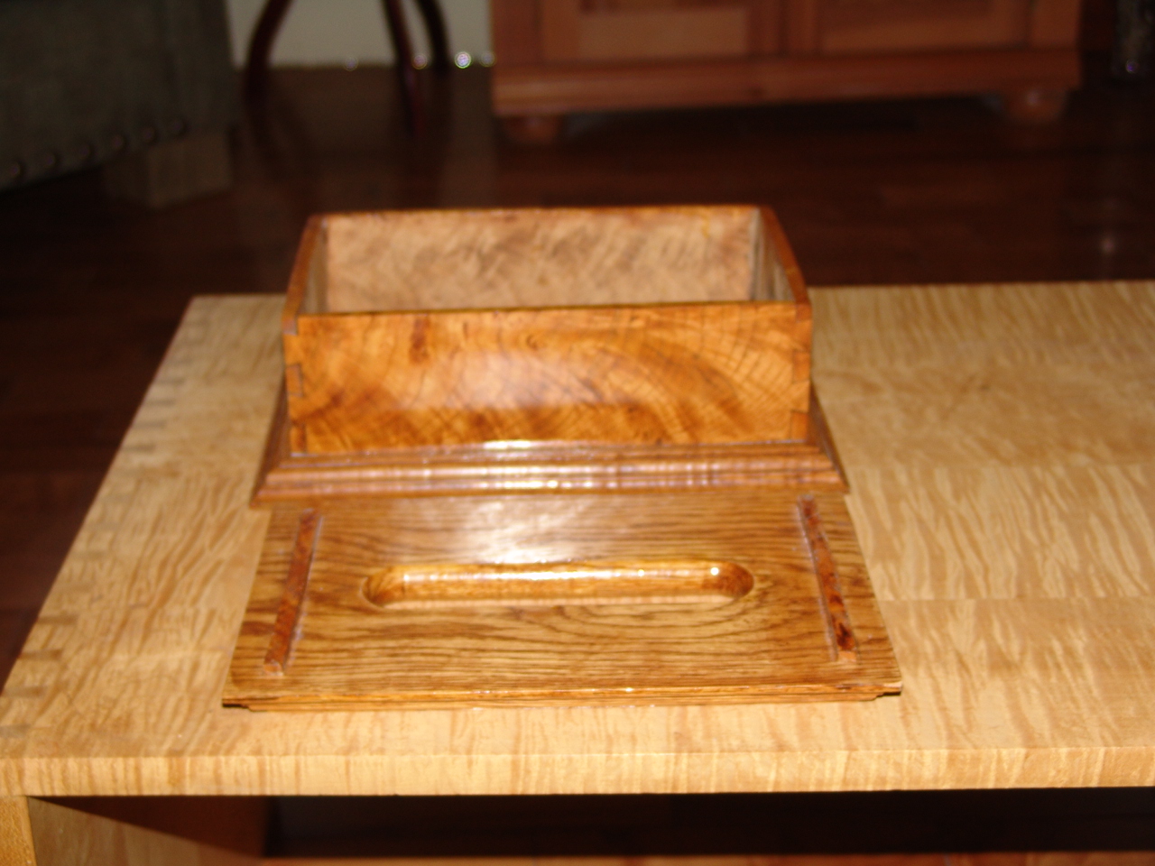 Vonices Office Furniture 001.JPG