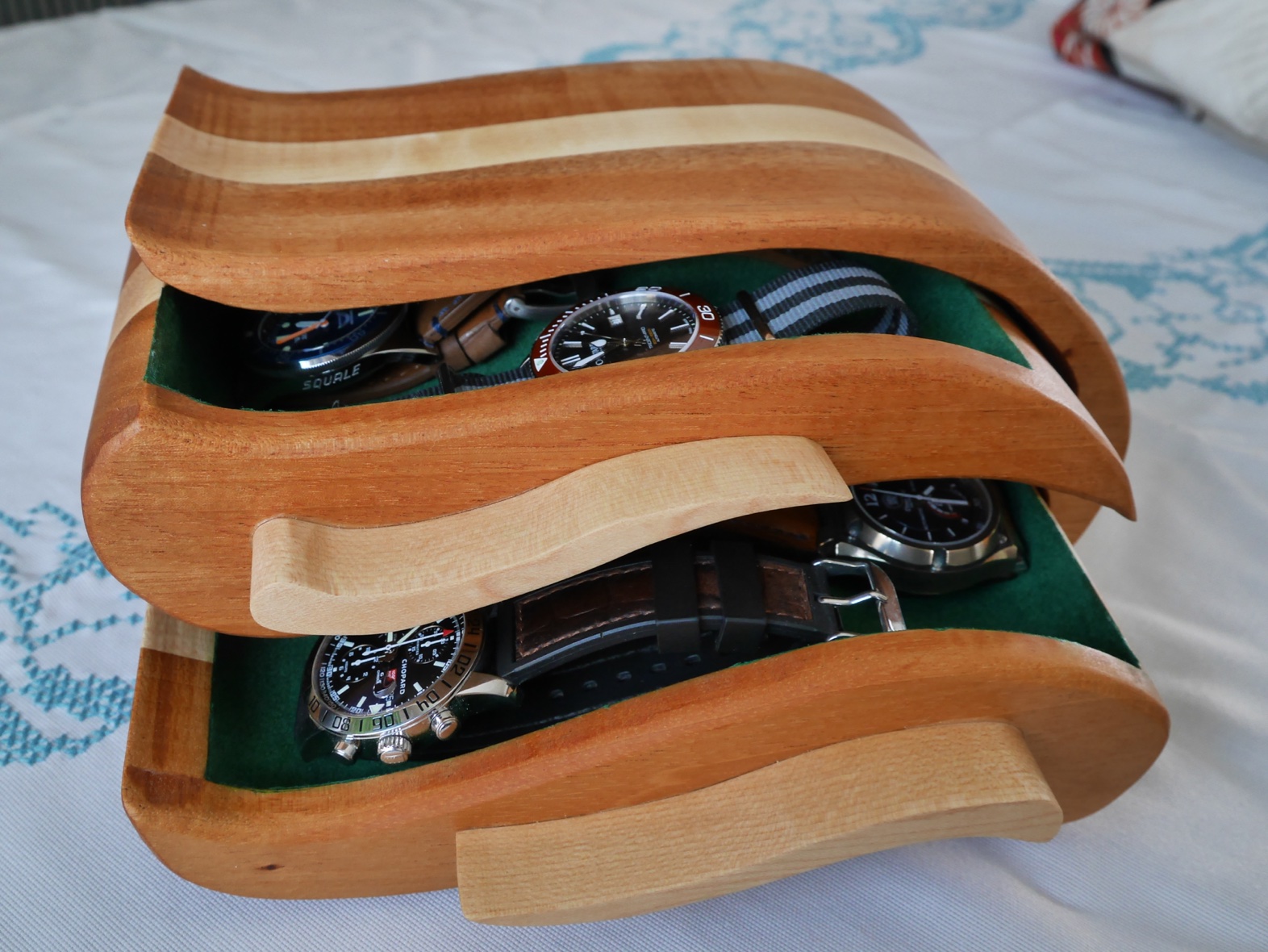watch box.jpg