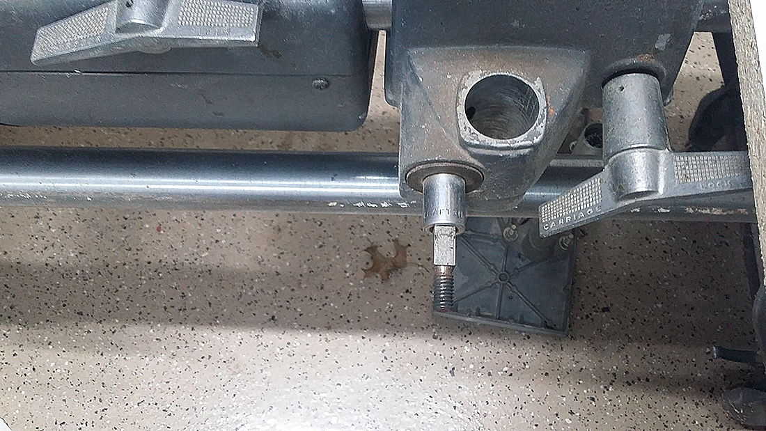 Shows the 3/8&quot; drive socket, which the socket drive socket is exactly the right size to fit over the Pinion shaft square end