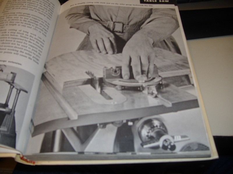 miter gauge backwards.jpg