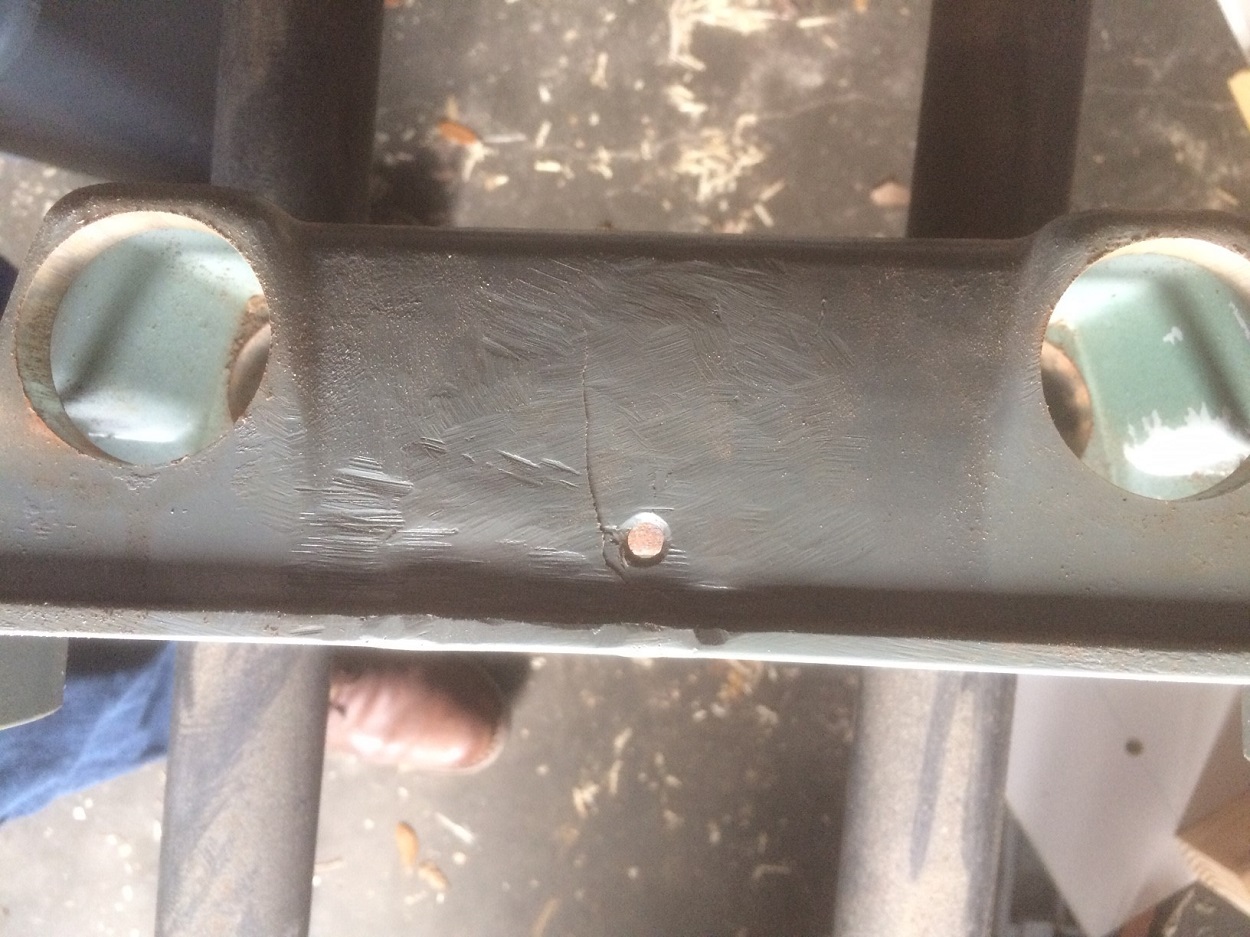 crack in the carriage
