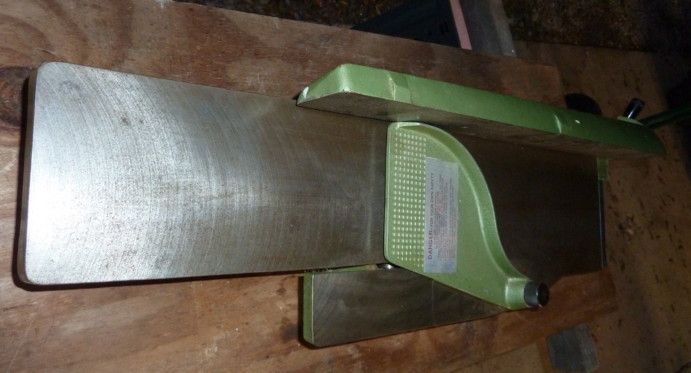 20101010-182639-Shopsmith-Harbor_Freight-Central_Machinery-Jointer.resized.jpg