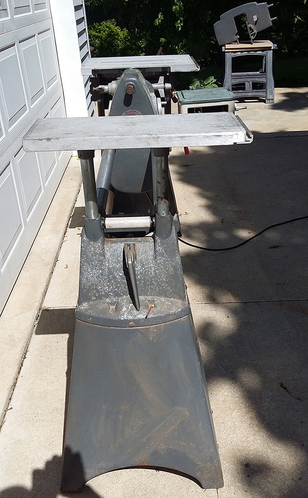 See the Band Saw in the background.