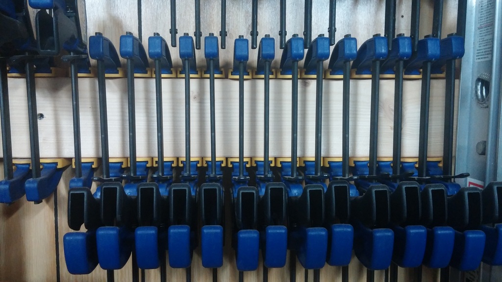Medium size quick clamps on a 2x4