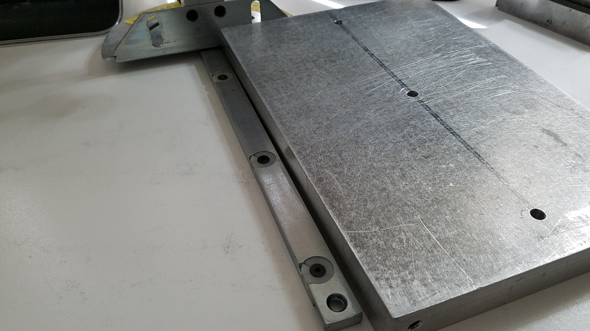 Miter Gauge Squared 005.jpg
