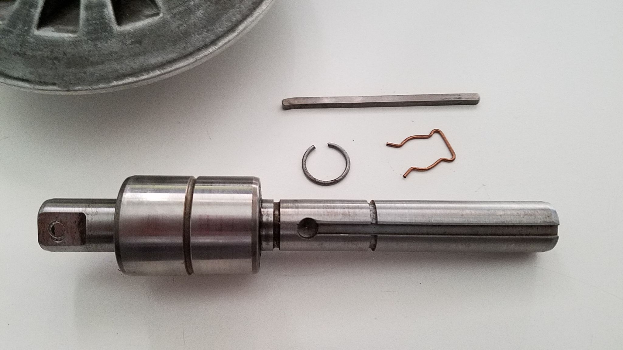 Idler Shaft Parts 002.jpg