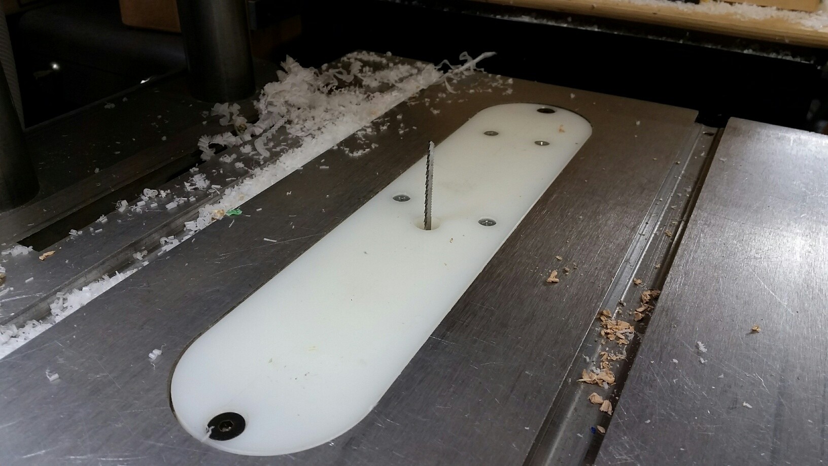 jigsaw table.jpg