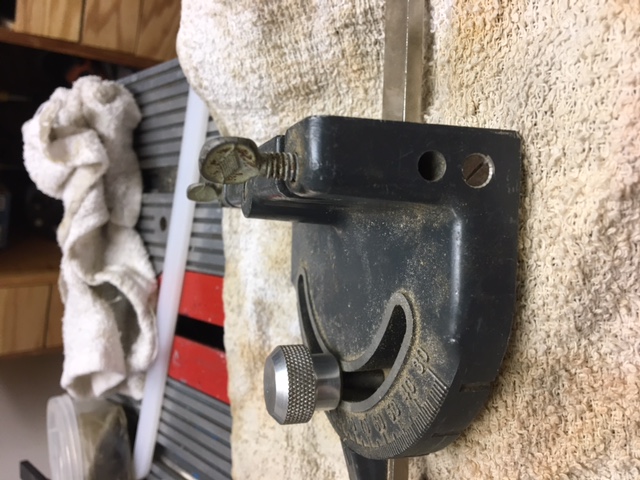 Shows the removal point for a 10ER guide