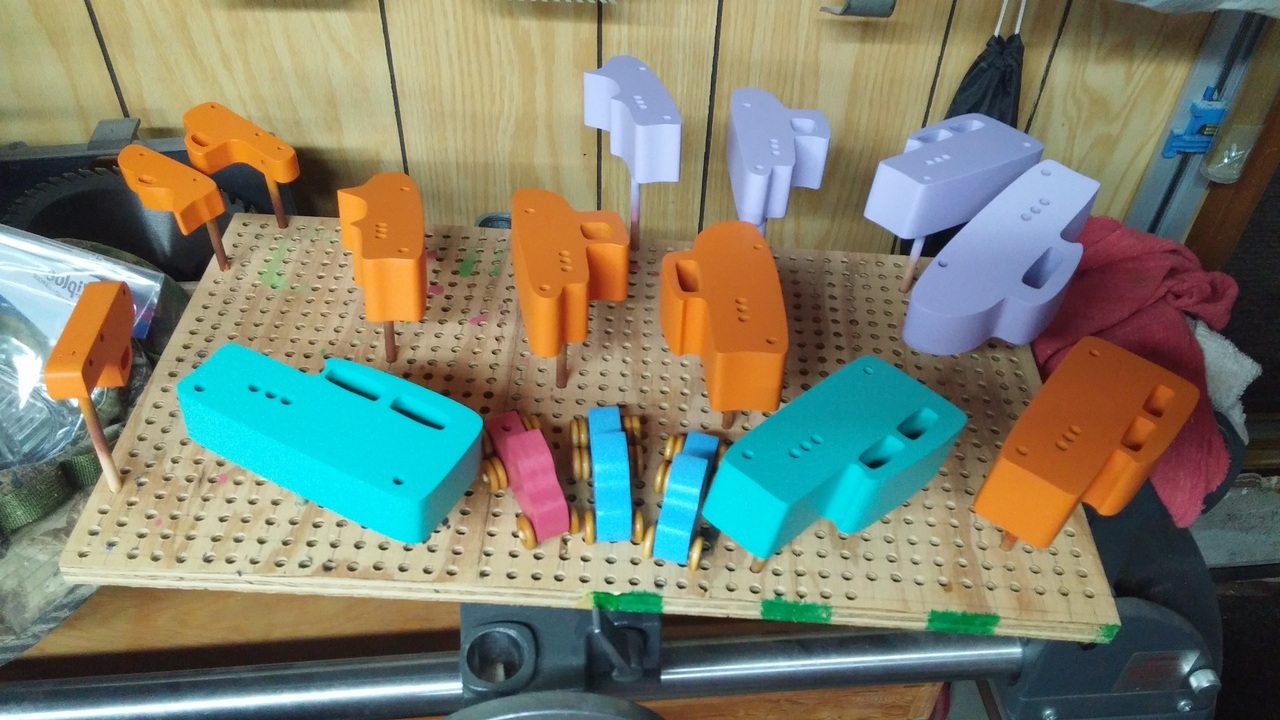 20170305_201114 Paint Stand For Wooden Toy Cars.resized.jpg