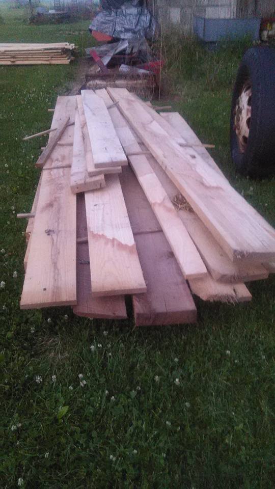 Picture 2 Oak lumber.jpg