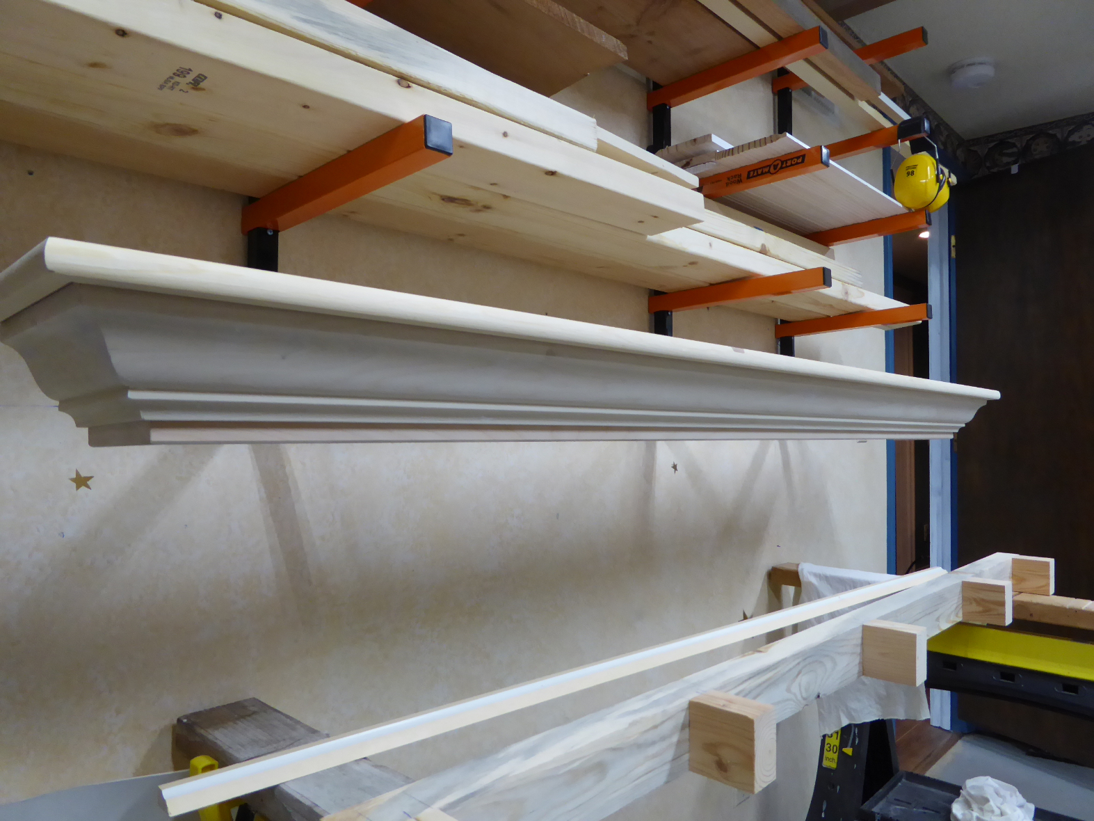 Display Shelf 812.JPG
