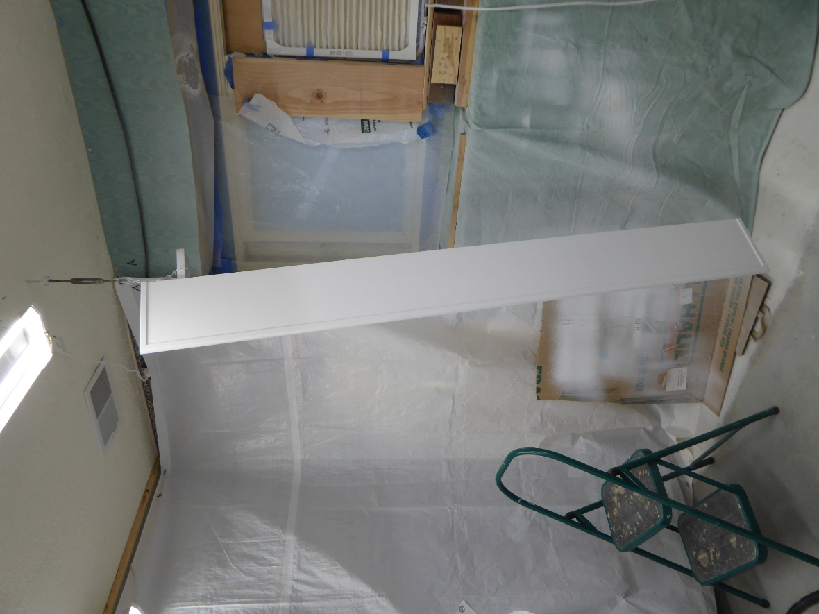 Display Shelf 826.JPG