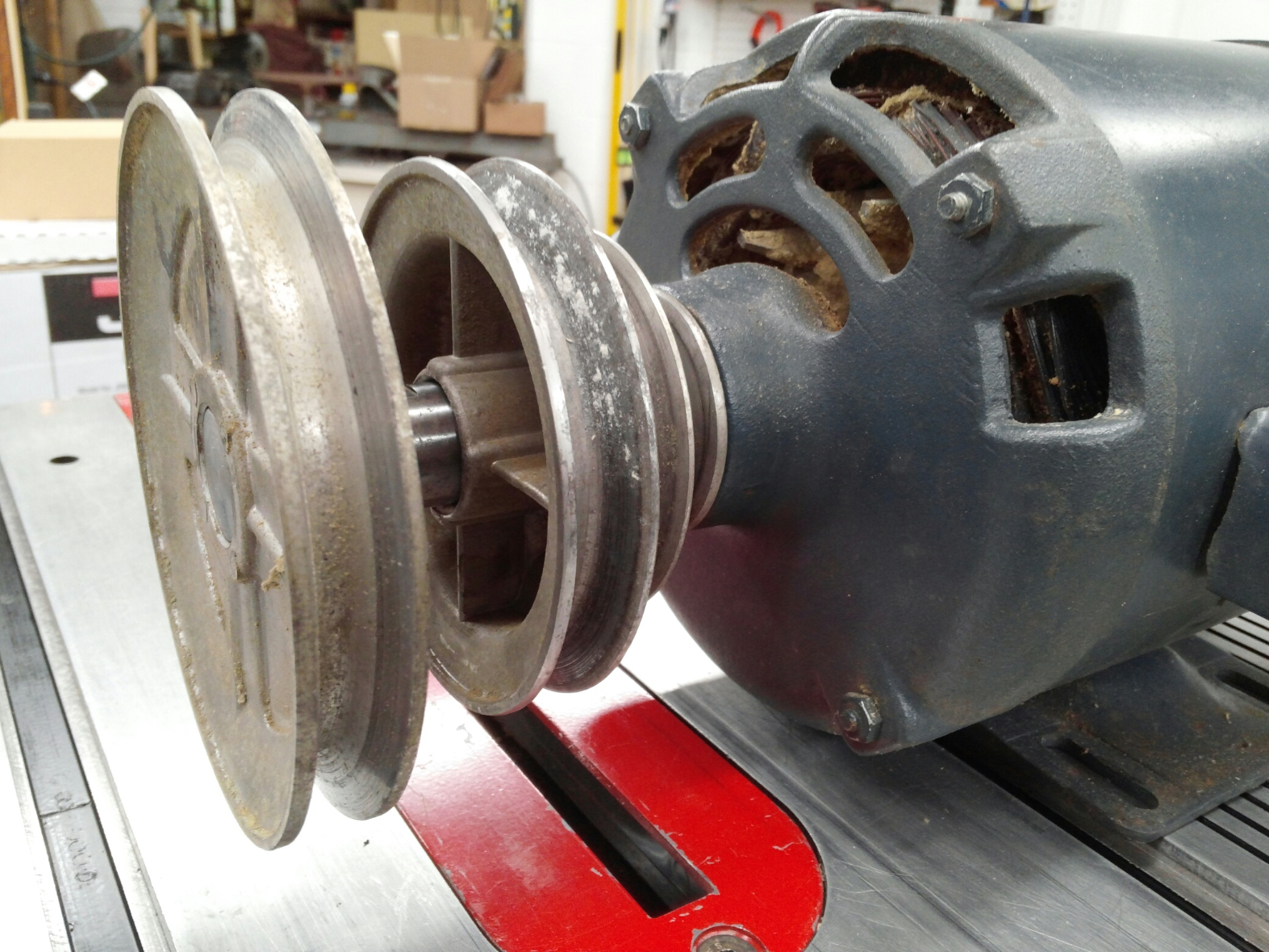 Original pulleys 2.jpg