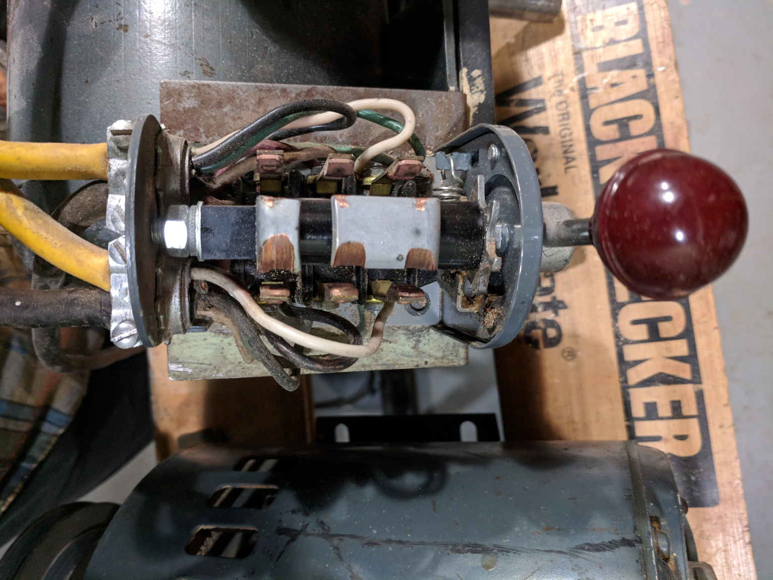 Forward/Off/Reverse Switch