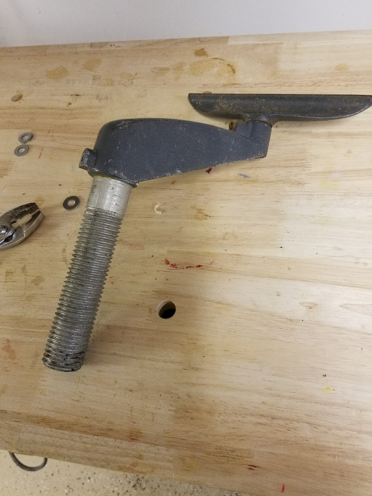 tool rest post 2.jpg