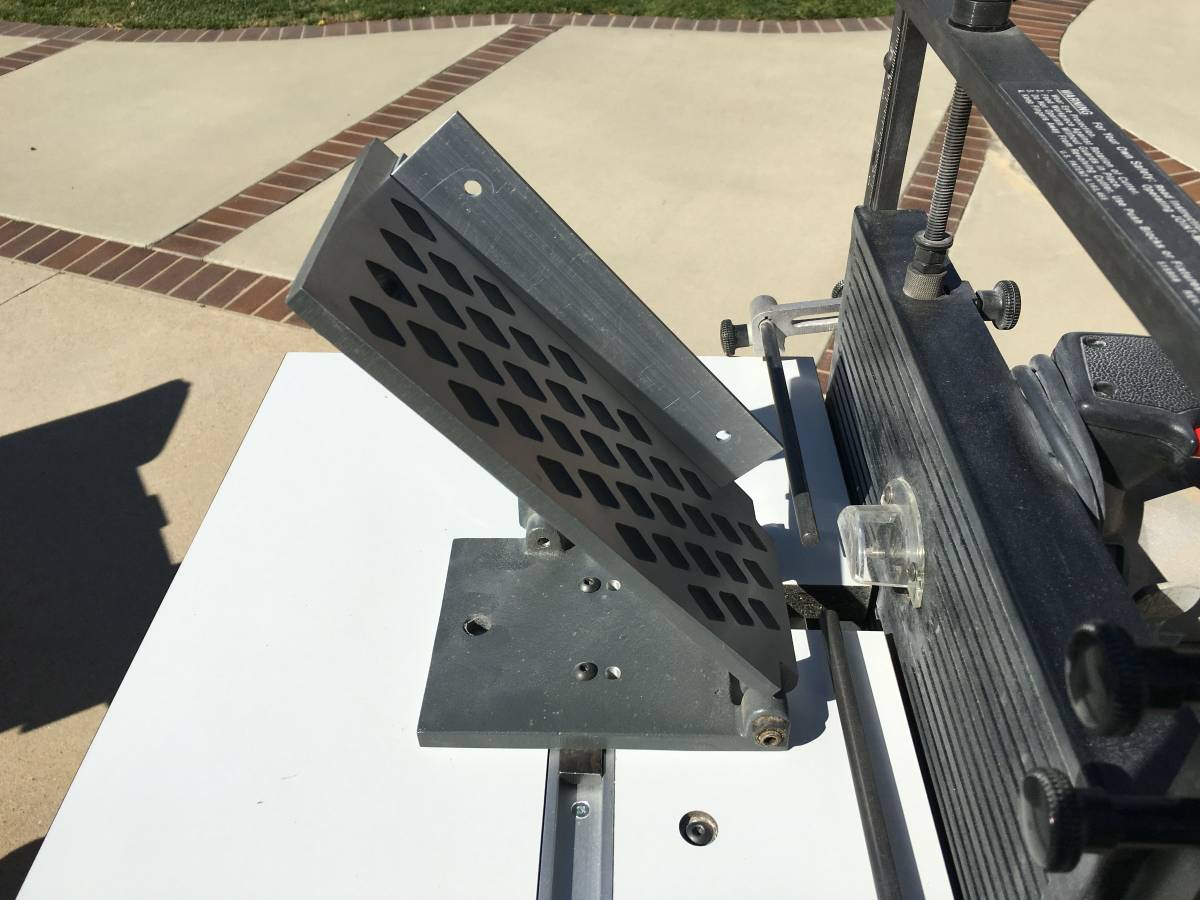 Bevel miter gauge