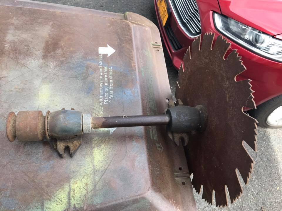 Big Saw Blade 1