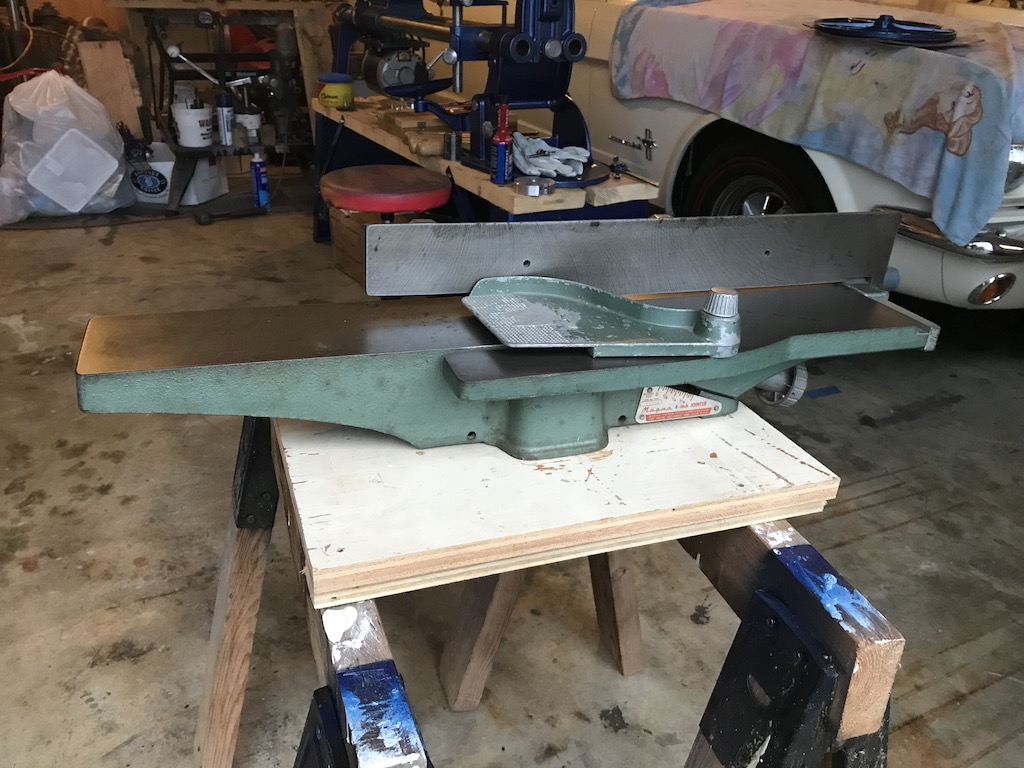 Jointer arriving at it new home! Green.