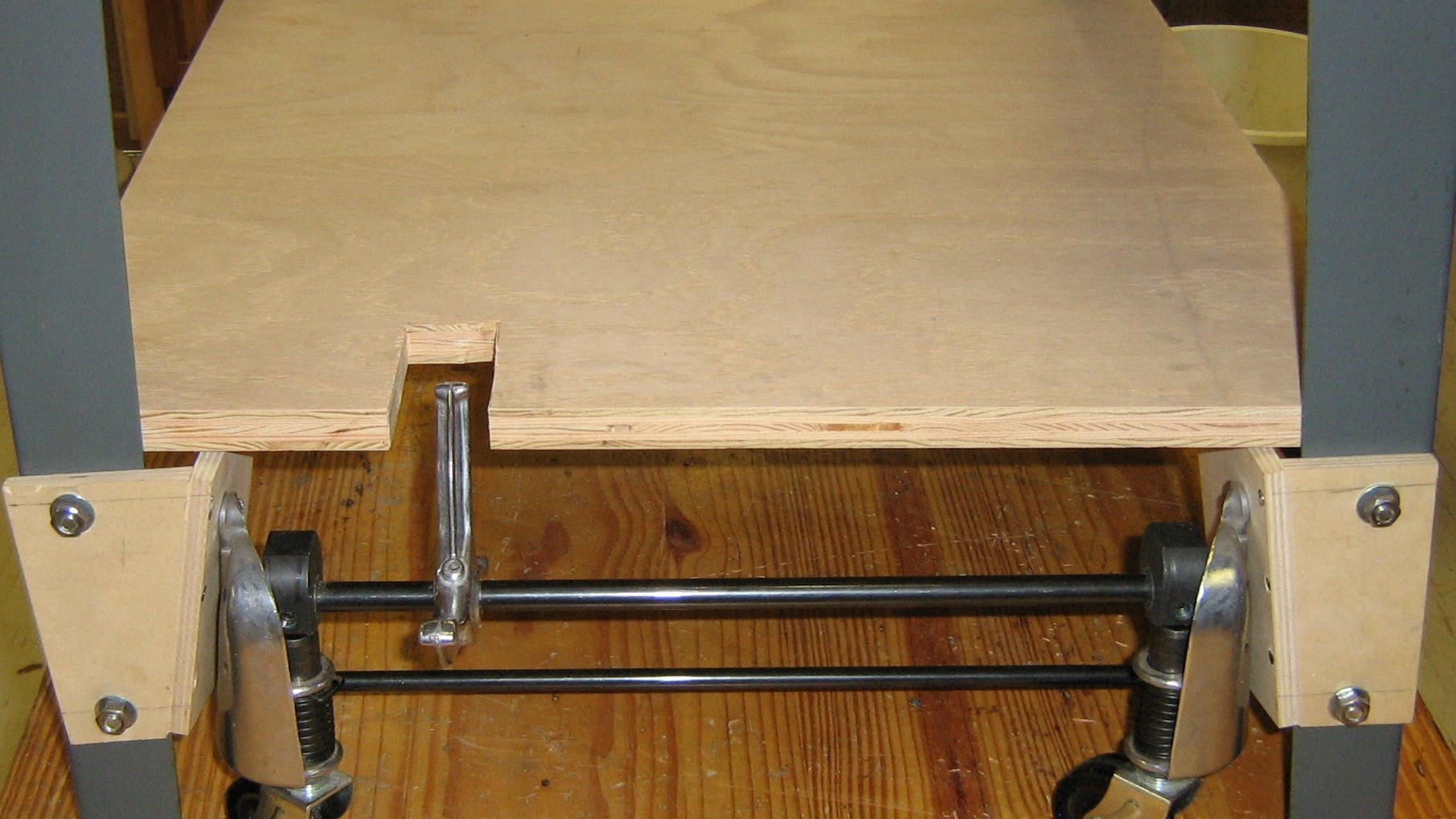 Bottom Shelf has relief cut for the handle.