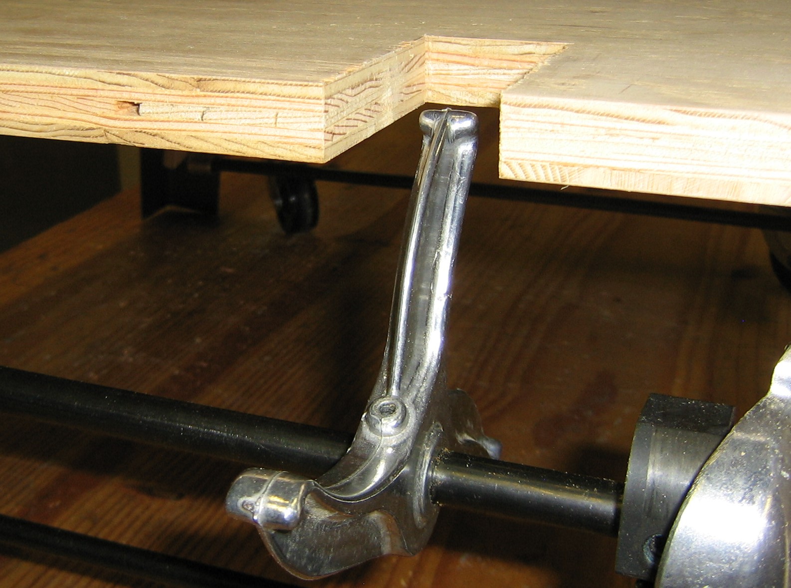 Close up of relief cut in shelf.