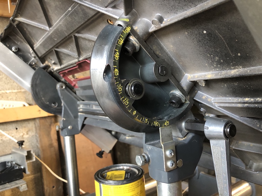 Painted trunnion yellow
