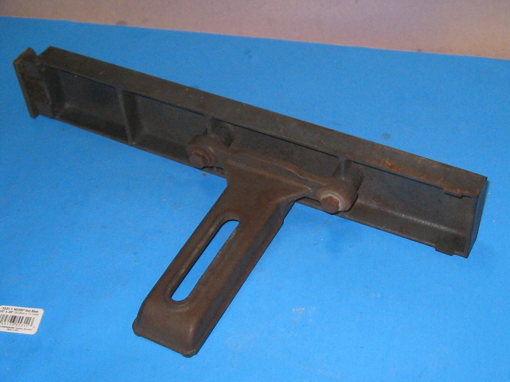 Cast Iron Extension Table 1 r.jpg