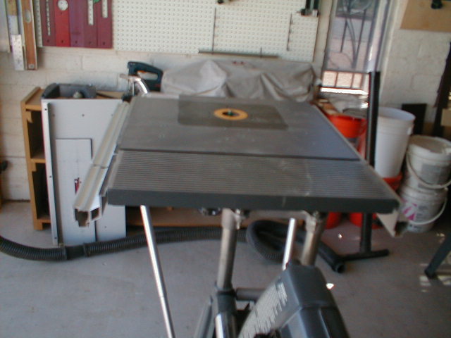 Router Table 5.JPG