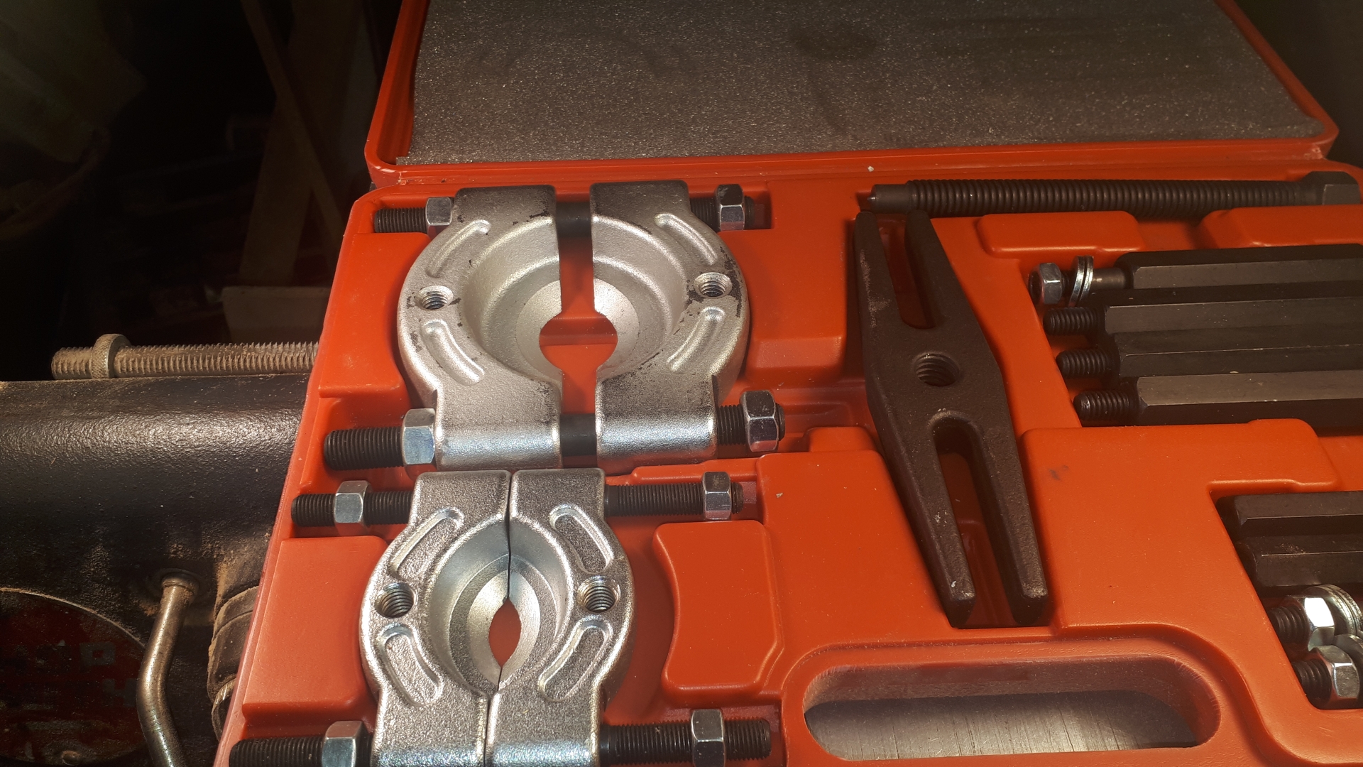 bearing puller.jpg