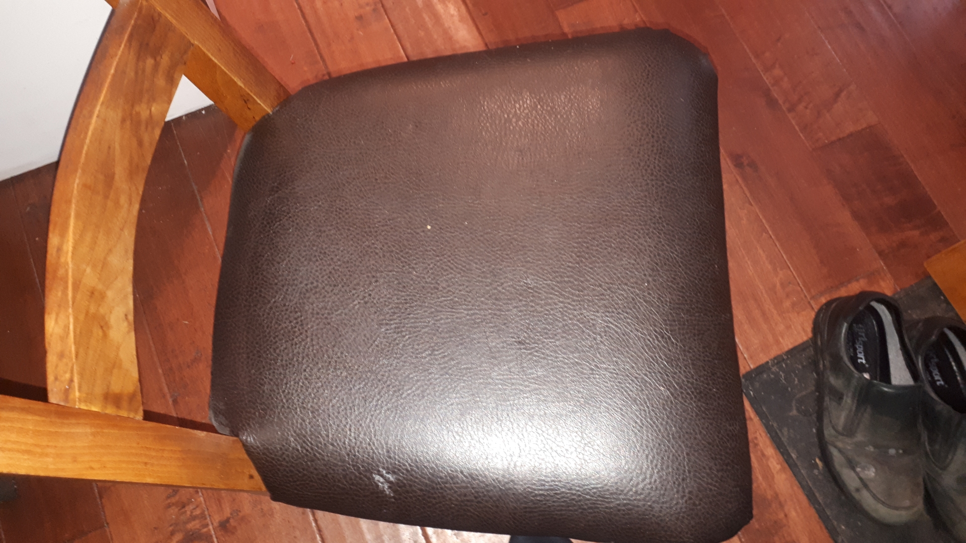 chair top.jpg