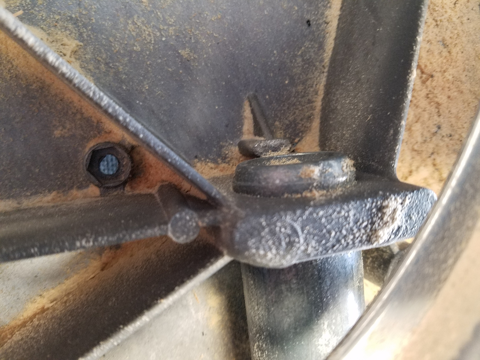 Eccentric Hard Against Mechanical Stop