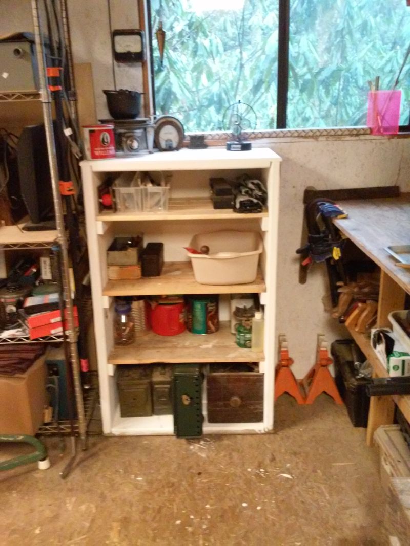 Shelf_resize.jpg