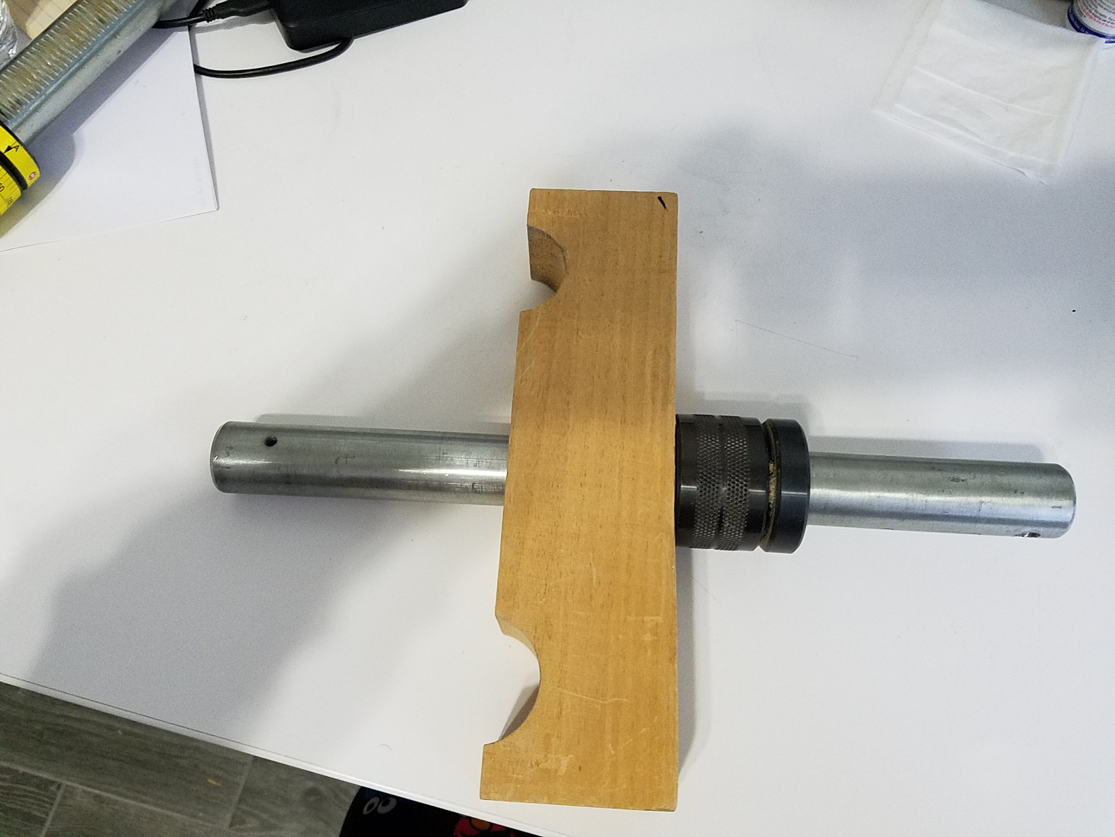 As a table height gauge or a table stabilizer