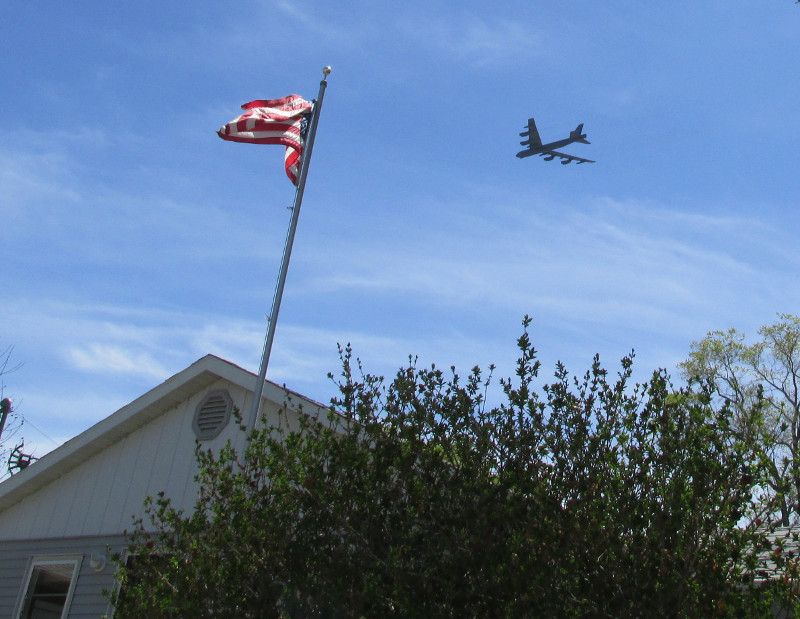 b52_1.jpg