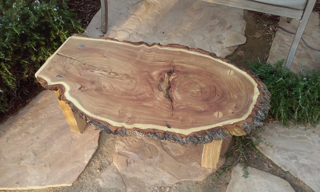 oldtable1.jpg